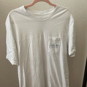 lauren james company graphic tee (size l)